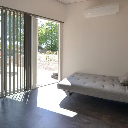 Three-bedroom In Holiday home *
