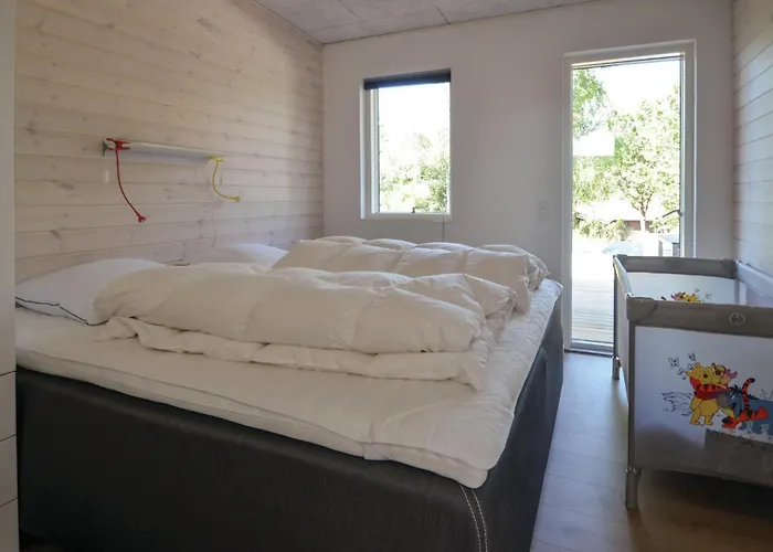 Three-bedroom In Ebeltoft